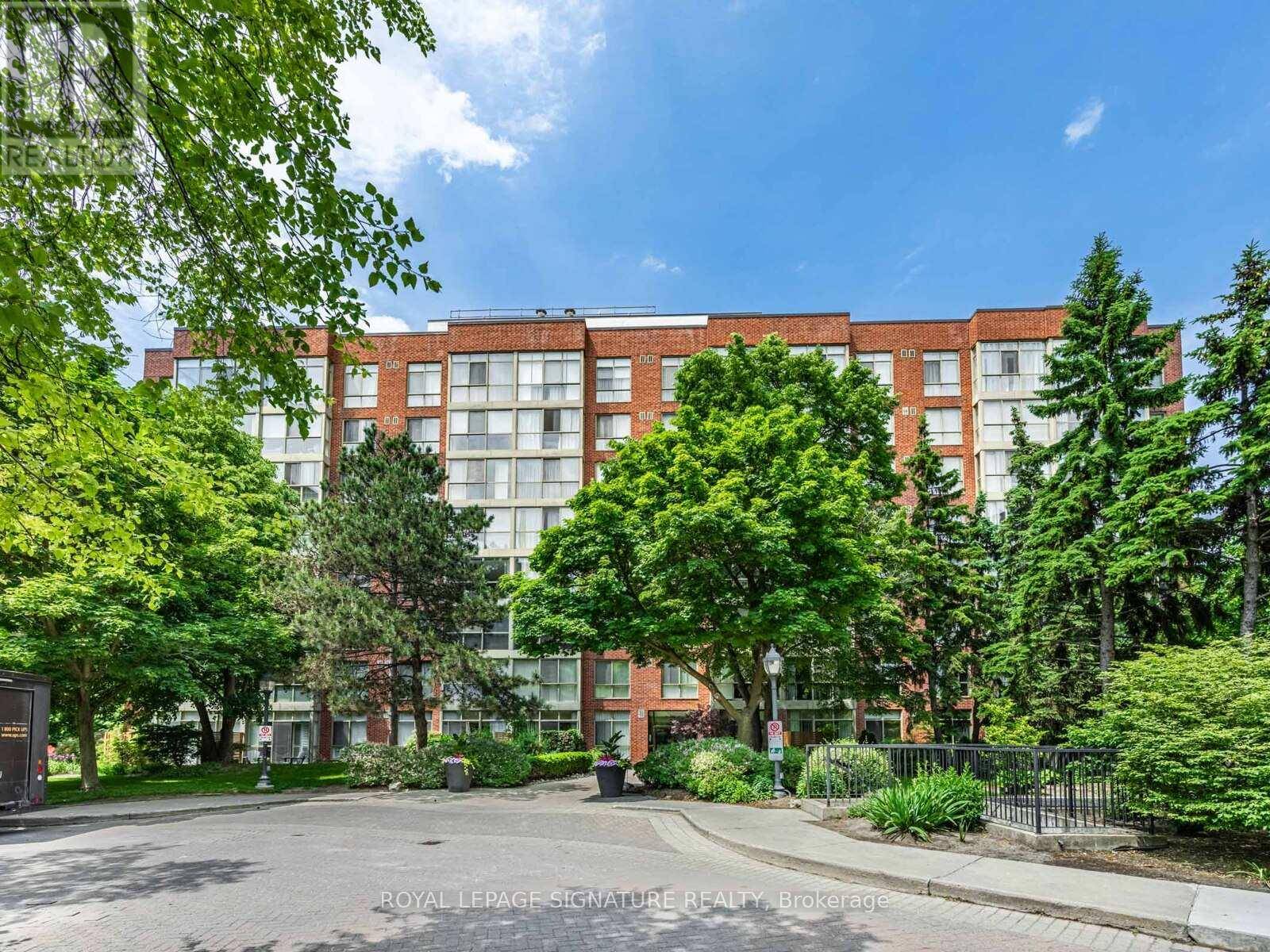 Toronto (high Park-swansea), ON M6S4Z1,24 Southport ST #450