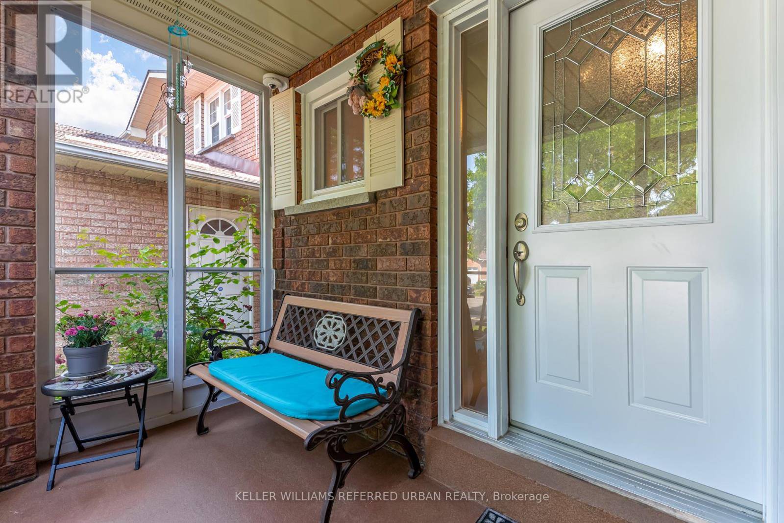 Mississauga (creditview), ON L5C4M1,4198 WAKEFIELD CRESCENT