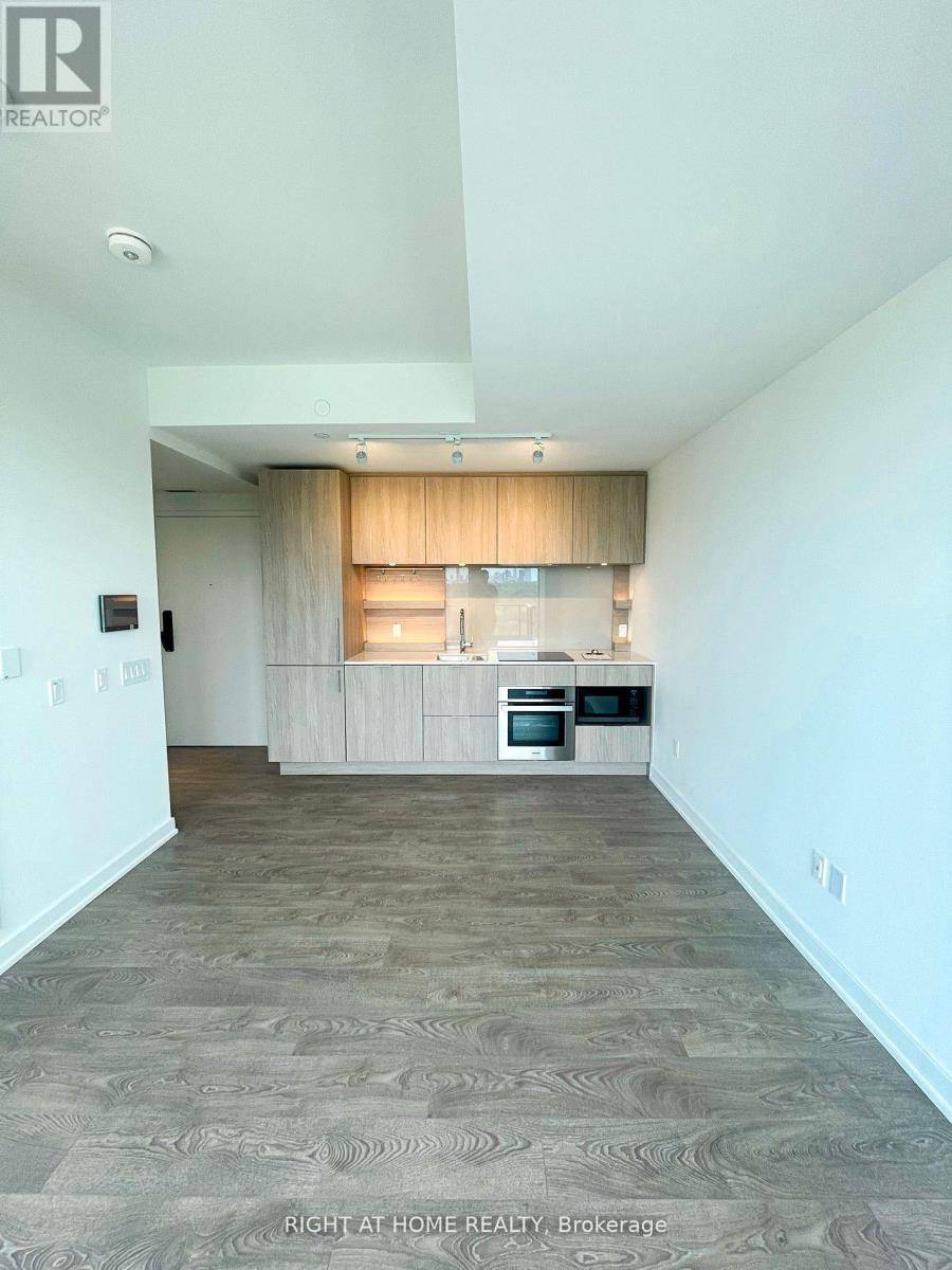 Mississauga (port Credit), ON L5G0E1,28 Ann ST #1316