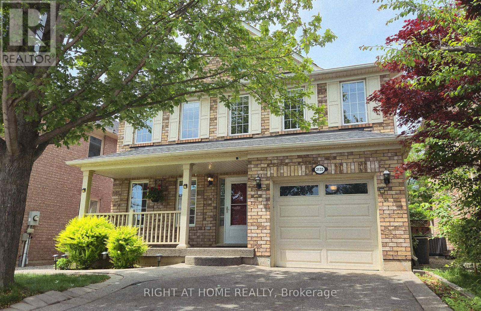 Oakville (bc Bronte Creek), ON L6M5C2,3133 ABERNATHY WAY