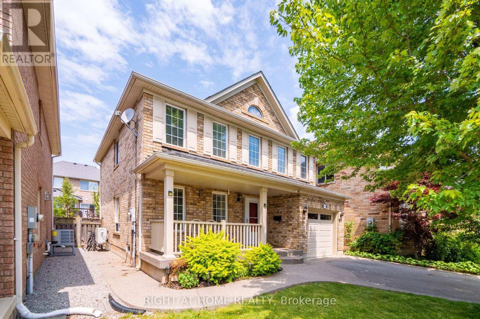 Oakville (bc Bronte Creek), ON L6M5C2,3133 ABERNATHY WAY