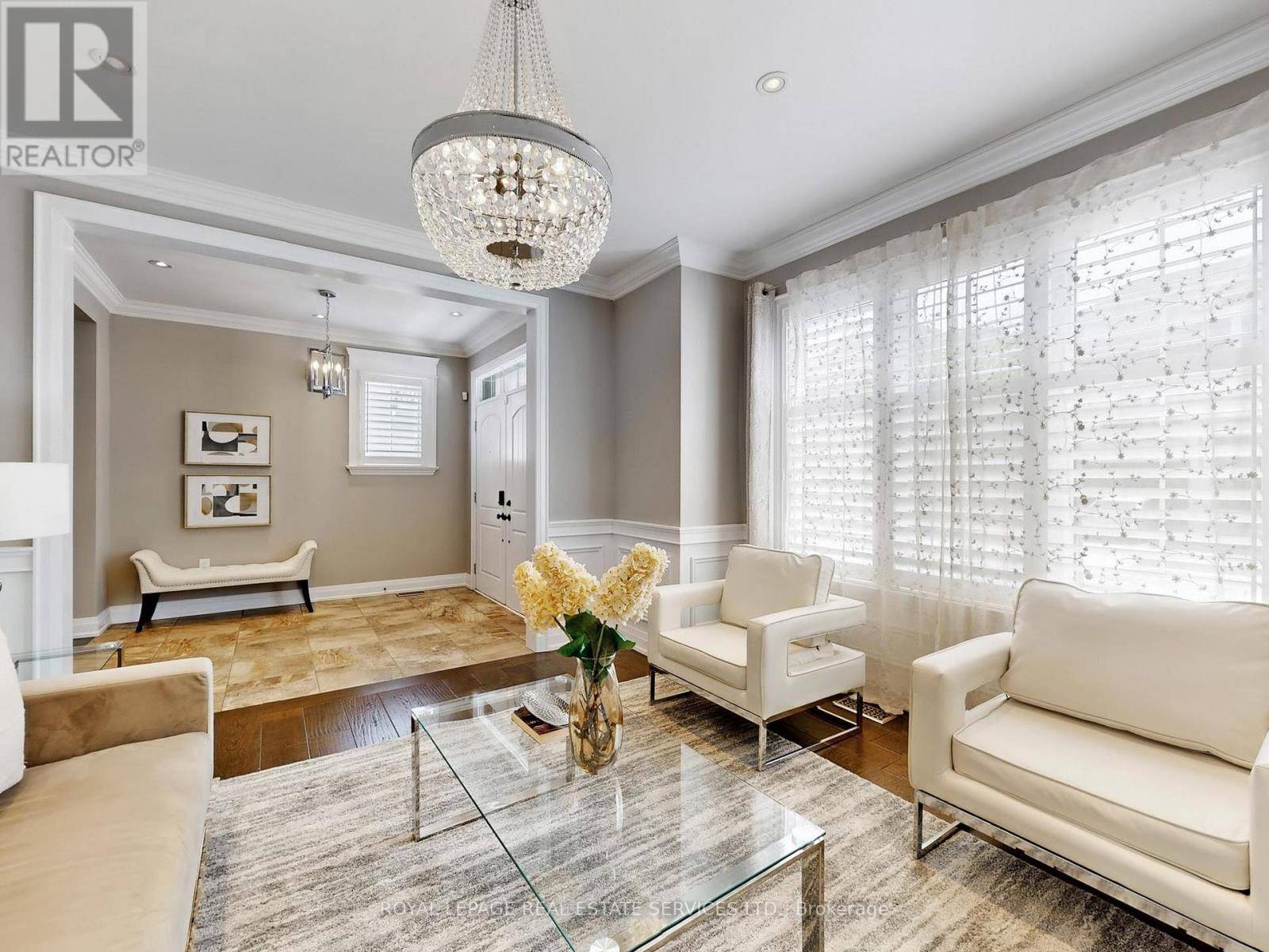 Oakville (go Glenorchy), ON L6M1R3,347 HAROLD DENT TRAIL
