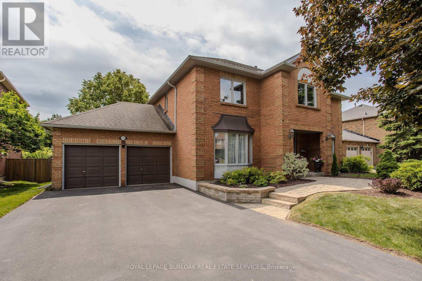 Burlington (tyandaga), ON L7P4T8,1352 WINTERBERRY DRIVE