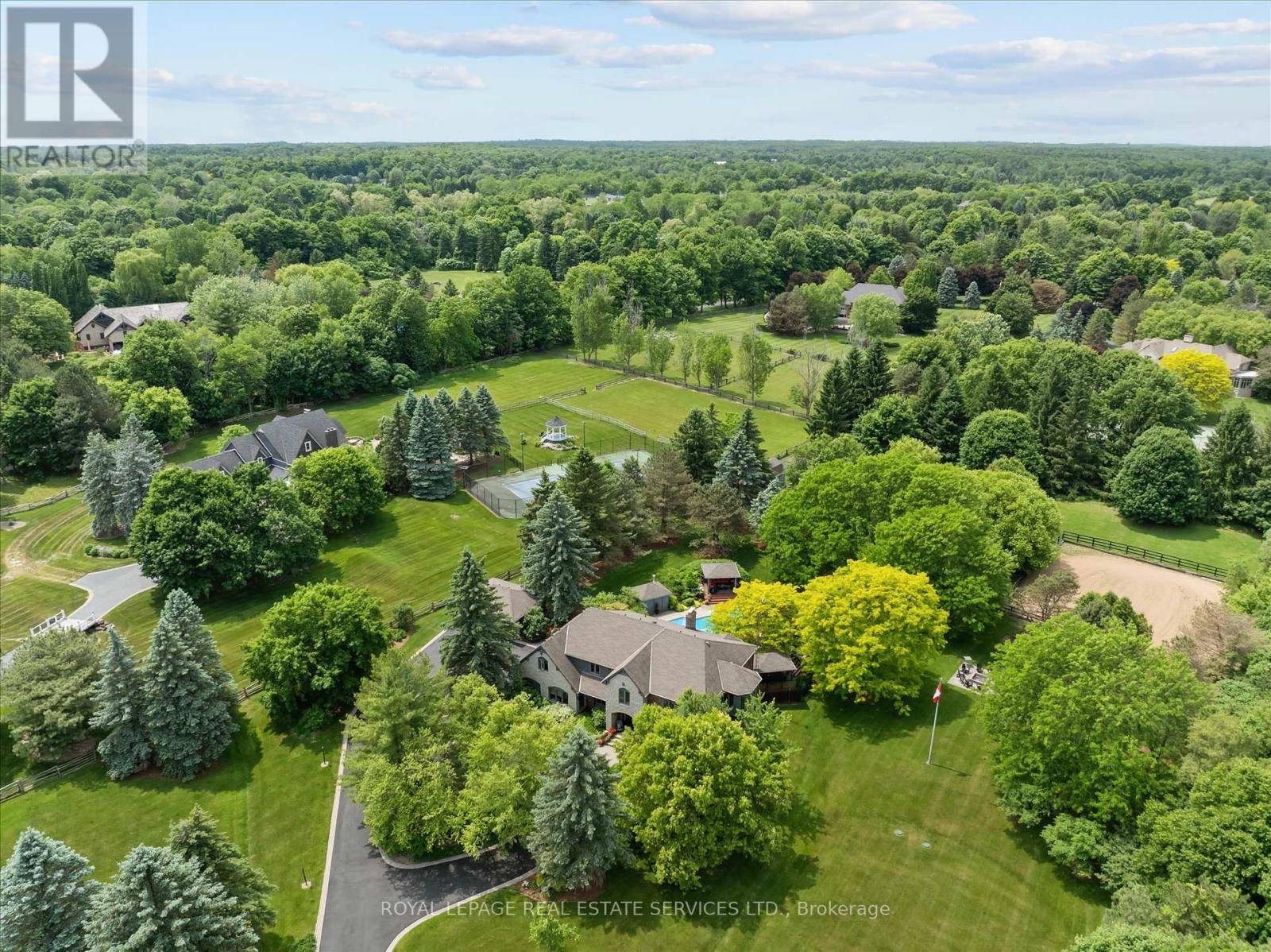 Burlington, ON L7P0M5,2315 8 SIDEROAD
