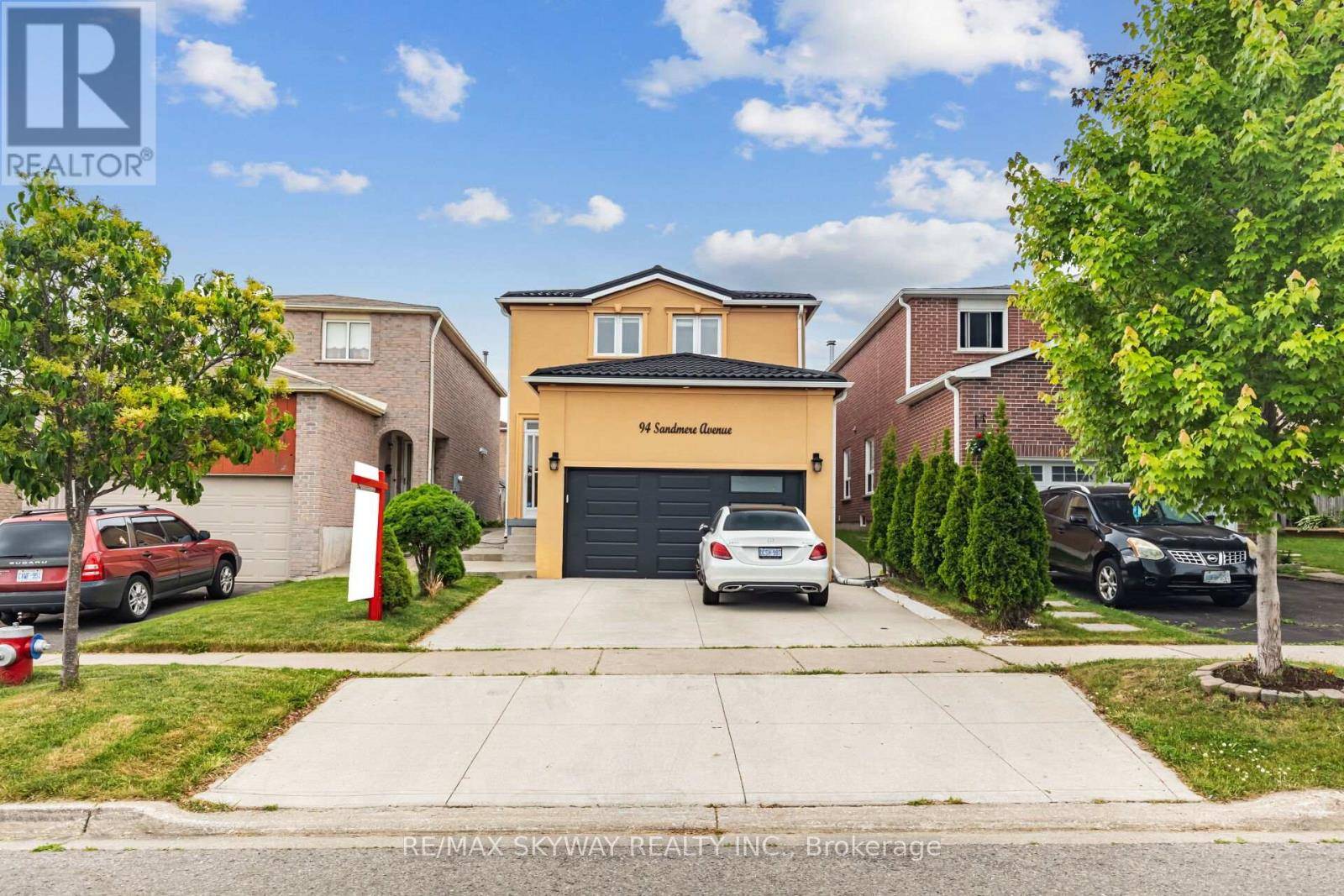 Brampton (heart Lake West), ON L6Z3Z9,94 SANDMERE AVENUE