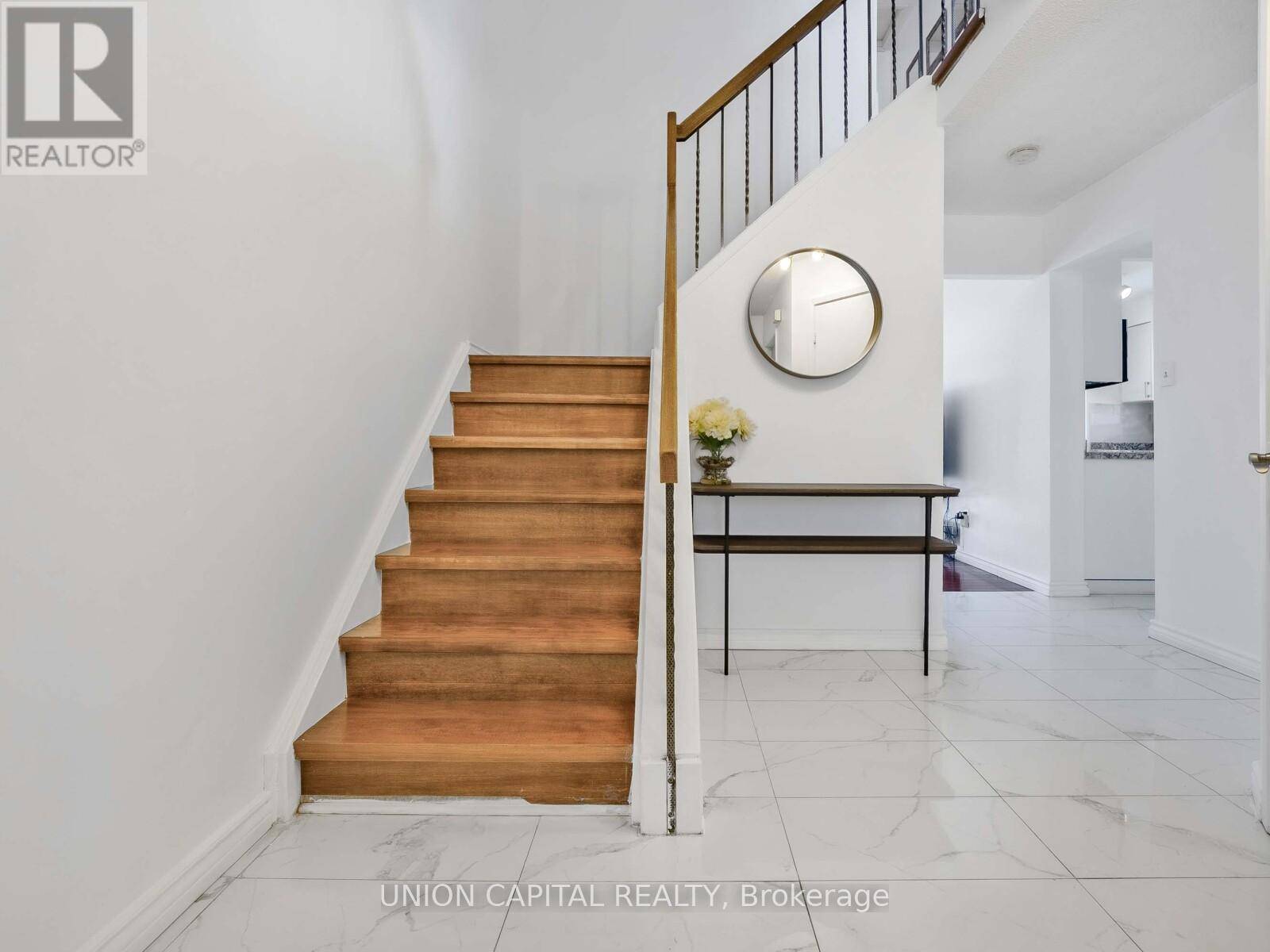 Brampton (madoc), ON L6V3Y2,165 SIMMONS BOULEVARD