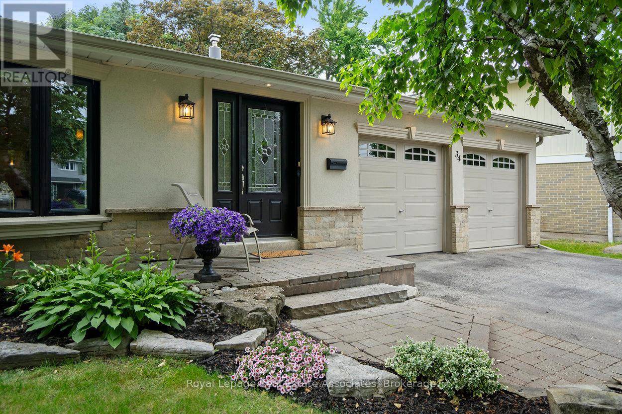 Halton Hills (georgetown), ON L7G1G1,34 IRWIN CRESCENT