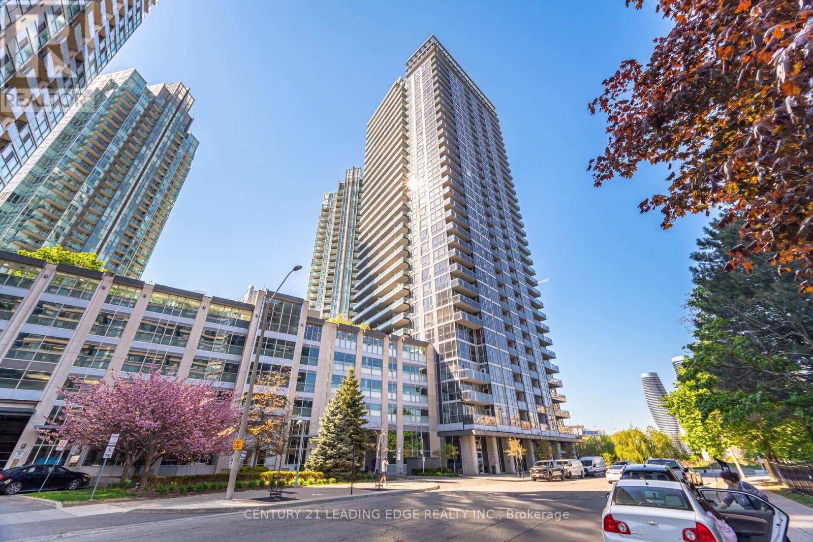 Mississauga (city Centre), ON L5B0E8,223 Webb DR South #201