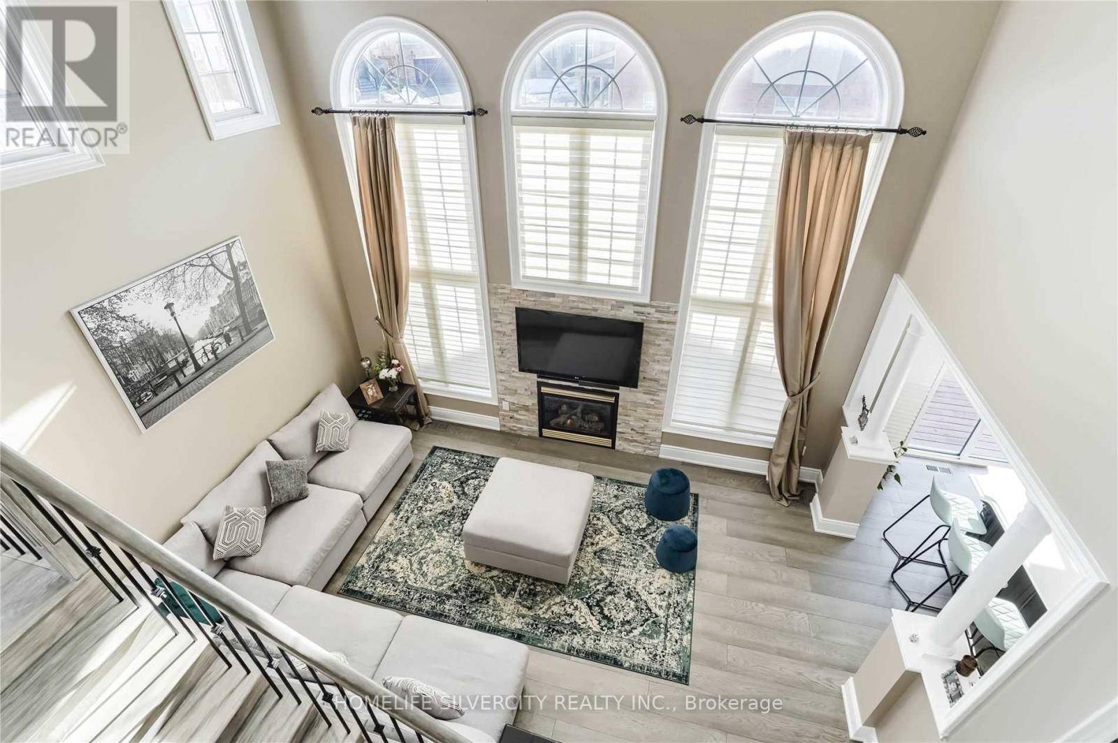 Brampton (vales Of Castlemore North), ON L6P1Z5,40 DARREN ROAD