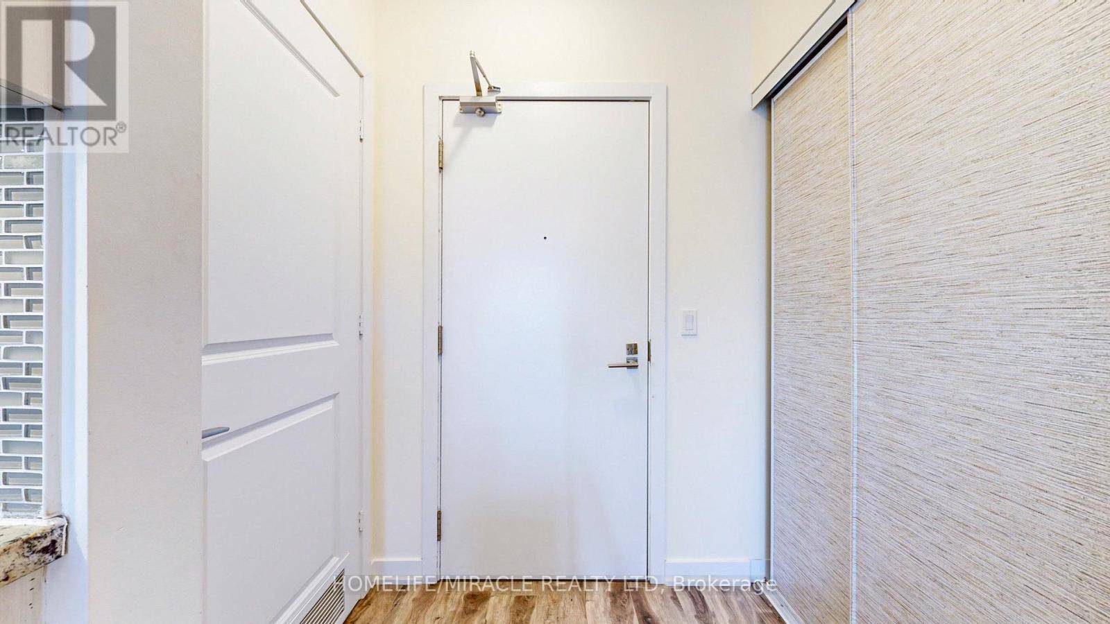 Mississauga (central Erin Mills), ON L5M0Z1,4655 Glen Erin DR #102