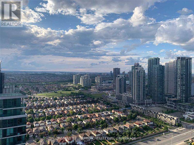 Mississauga (city Centre), ON L5B4M6,3975 Grand Park DR #3109
