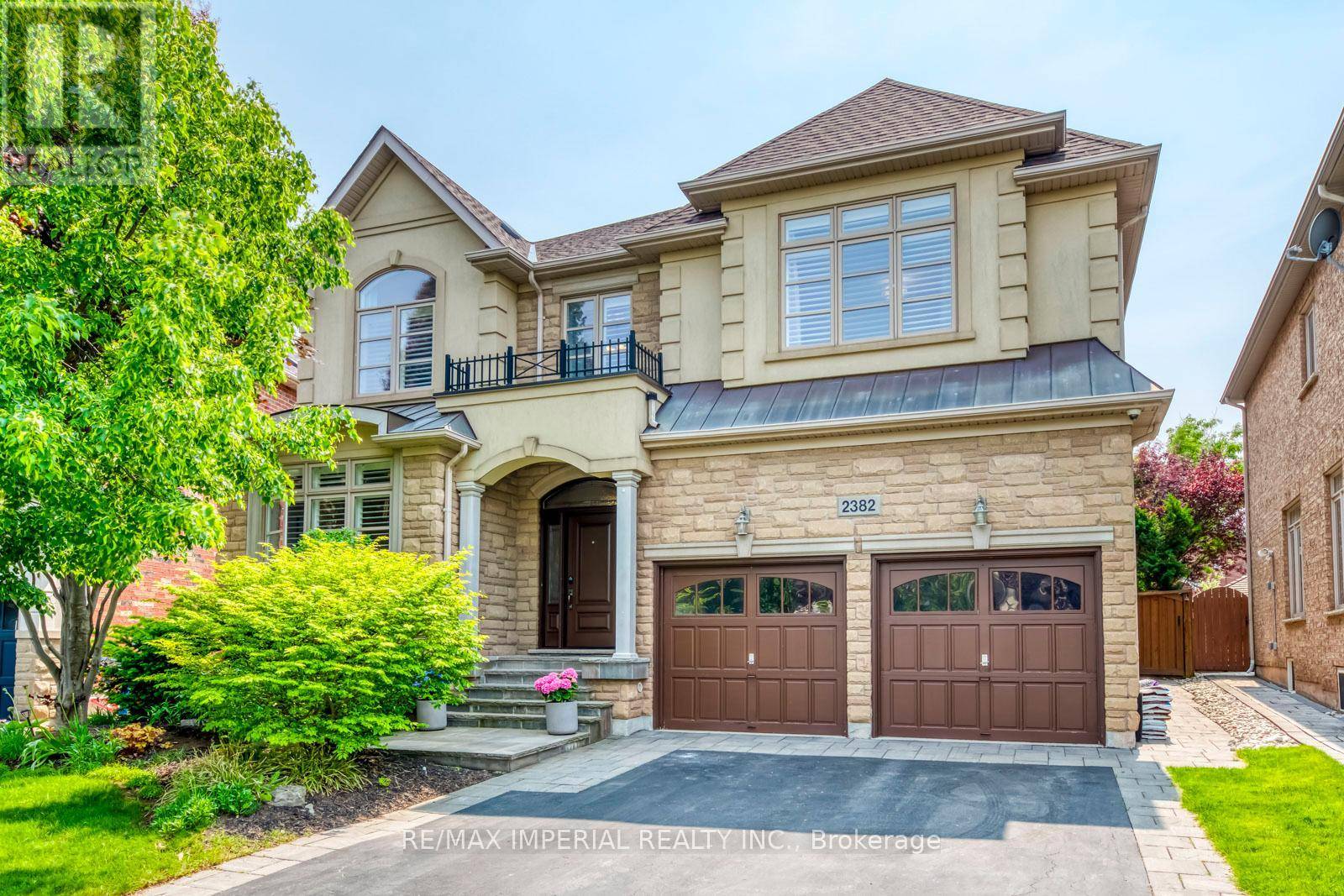Oakville (jc Joshua Creek), ON L6H0B2,2382 ROBMAR DRIVE