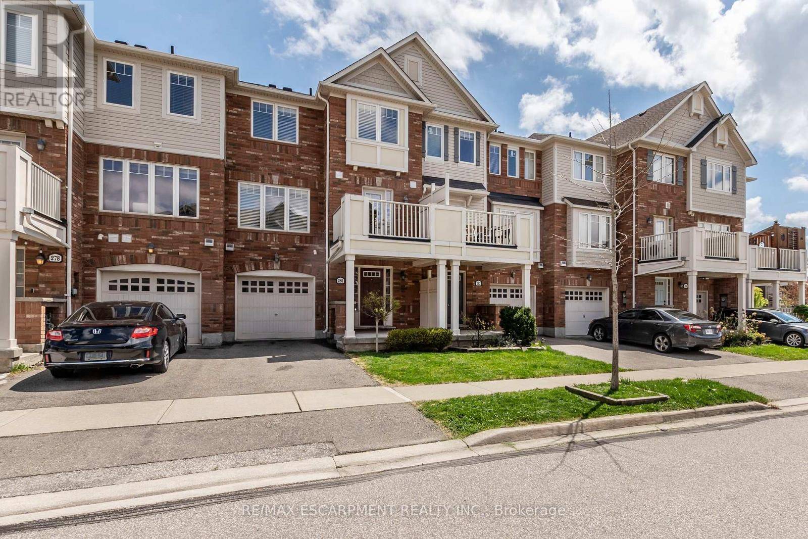 Milton (ha Harrison), ON L9T7B5,280 WETENHALL LANDING