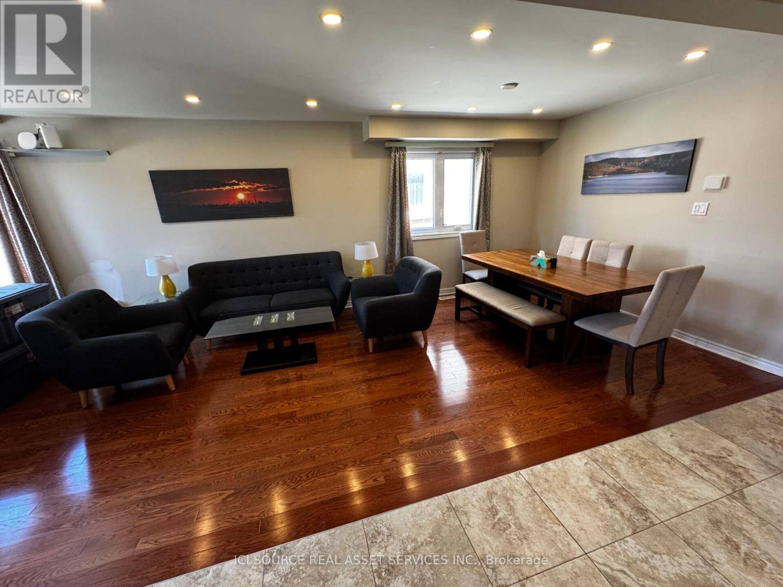Mississauga (hurontario), ON L5R3X1,5503 LANDSBOROUGH AVENUE