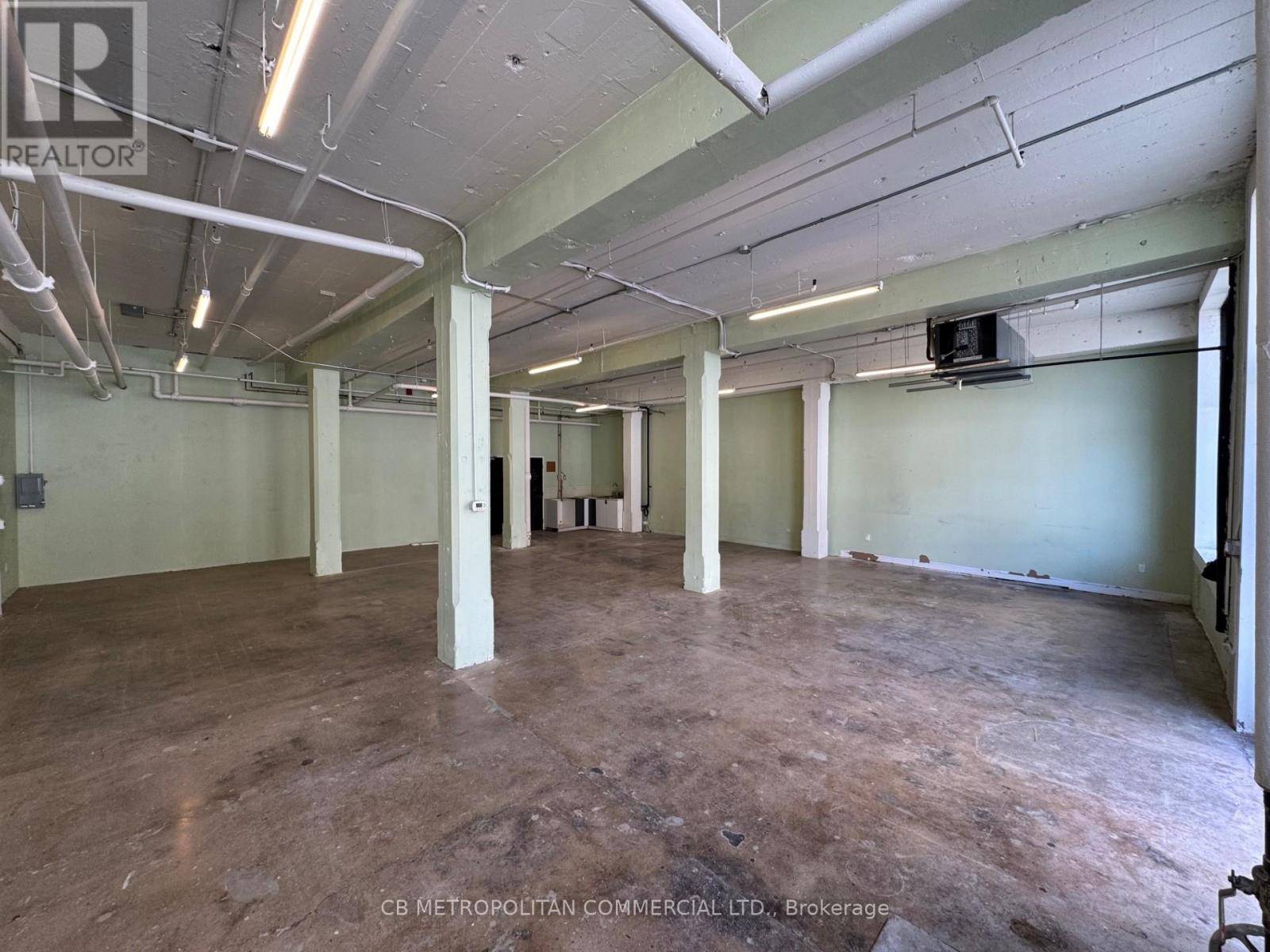 Toronto (dovercourt-wallace Emerson-junction), ON M6P3S2,1485 Dupont ST #101