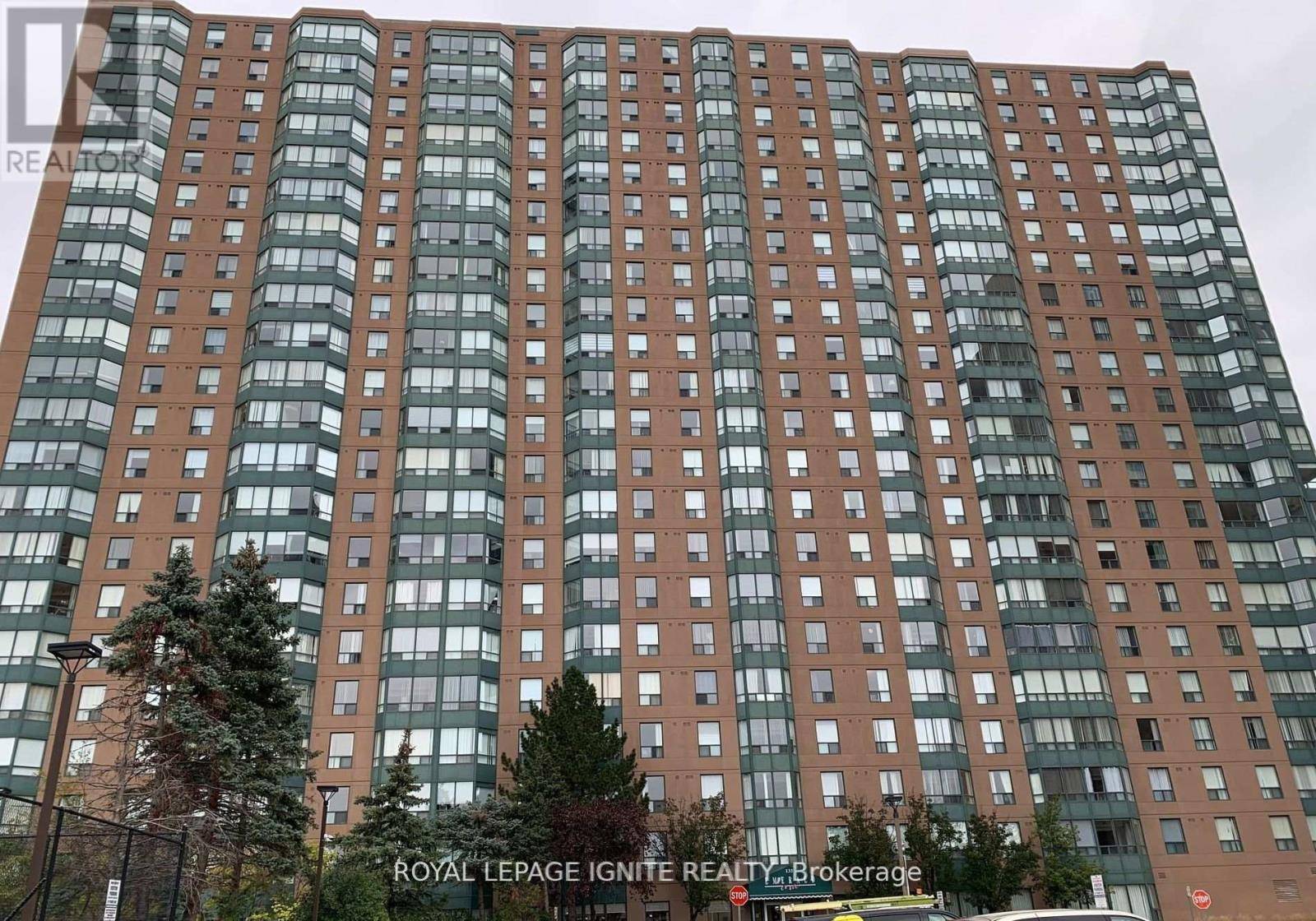 Mississauga (cooksville), ON L5B4B1,135 Hillcrest AVE #1104