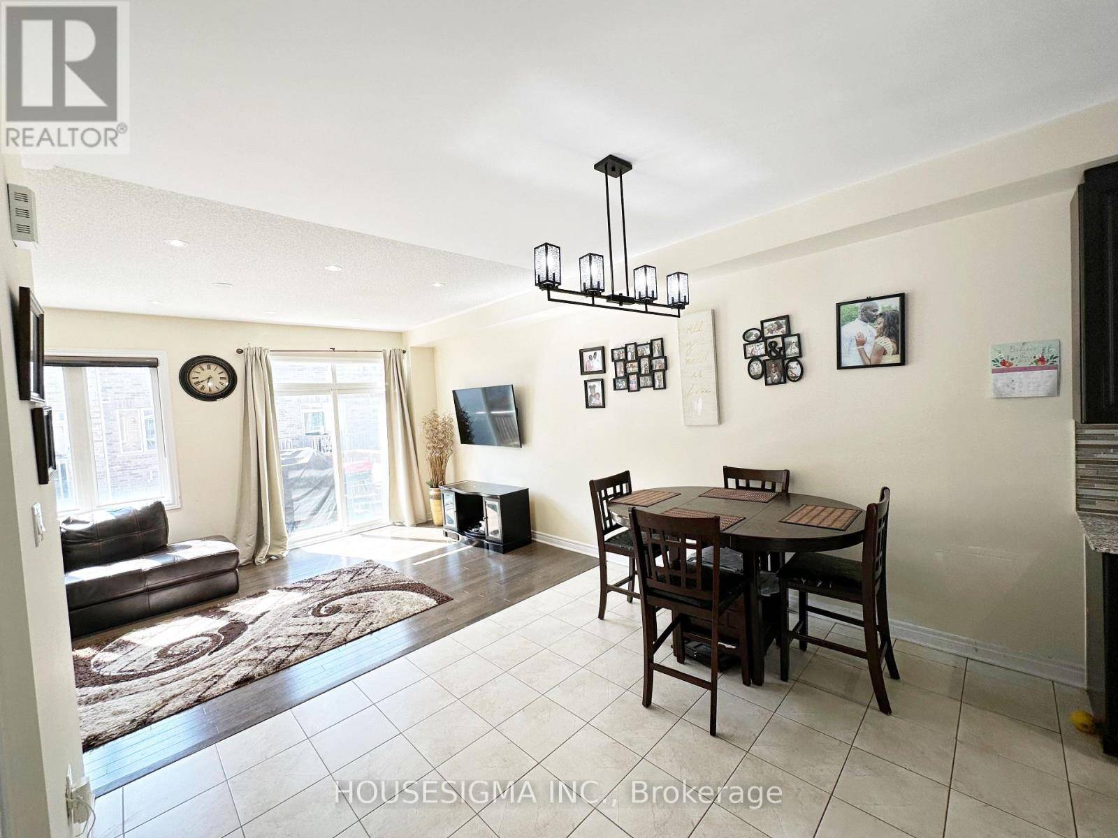 Brampton (northwest Brampton), ON L7A4B4,32 ROCKMAN CRESCENT