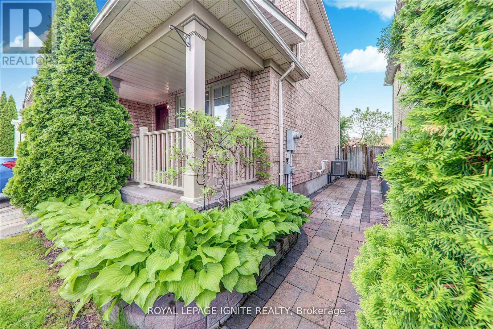 Mississauga (meadowvale Village), ON L5N7Y8,7226 TORRISDALE LANE