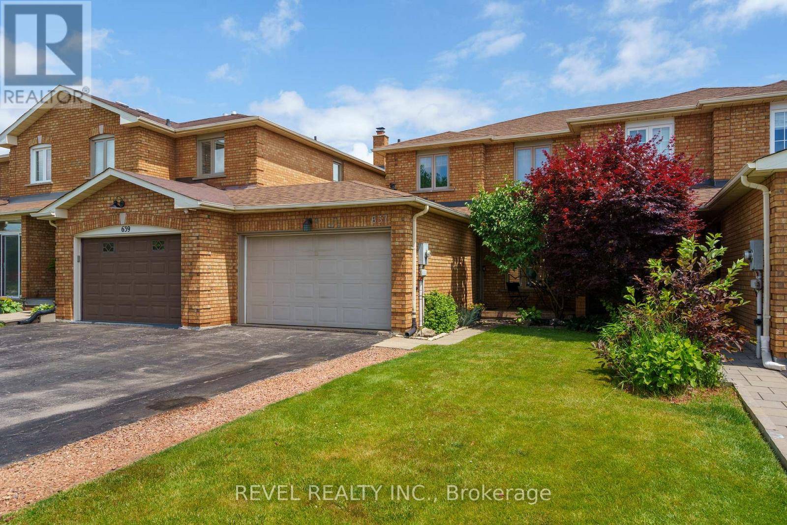 Burlington (appleby), ON L7L6E6,637 AMELIA CRESCENT N