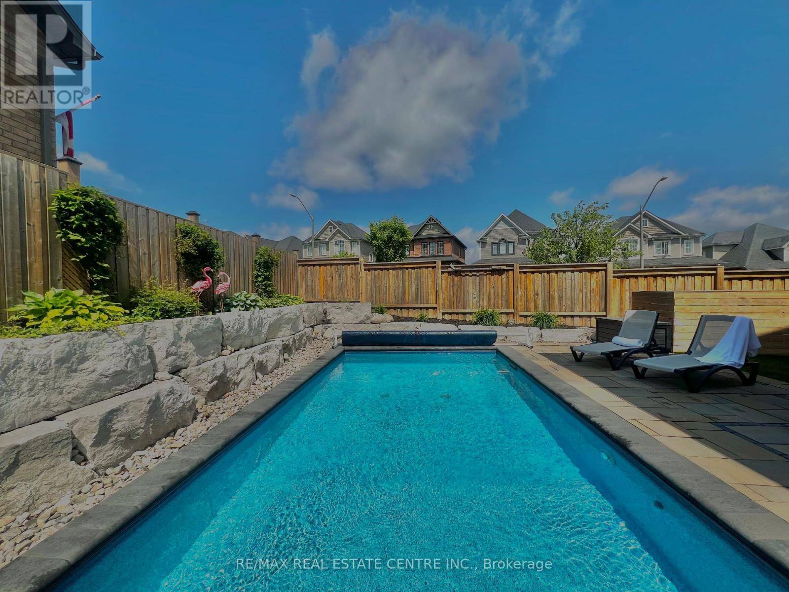 Orangeville, ON L9W5V1,36 PAULA COURT