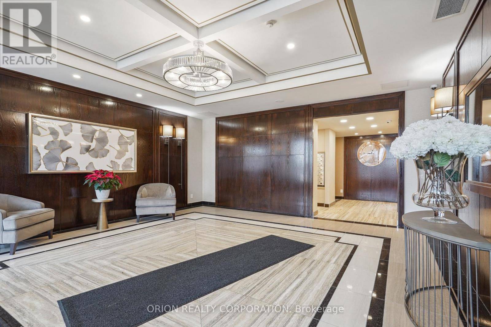 Oakville (ro River Oaks), ON L6H0C7,2365 Central Park DR #1002