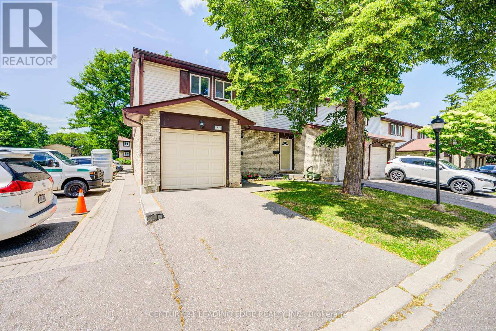 Brampton (madoc), ON L6V3C5,45 Hansen RD #97