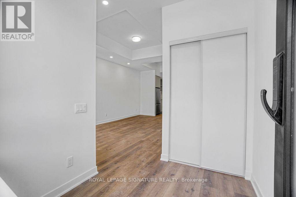 Oakville (go Glenorchy), ON L6M4M2,3025 Trailside DR #147