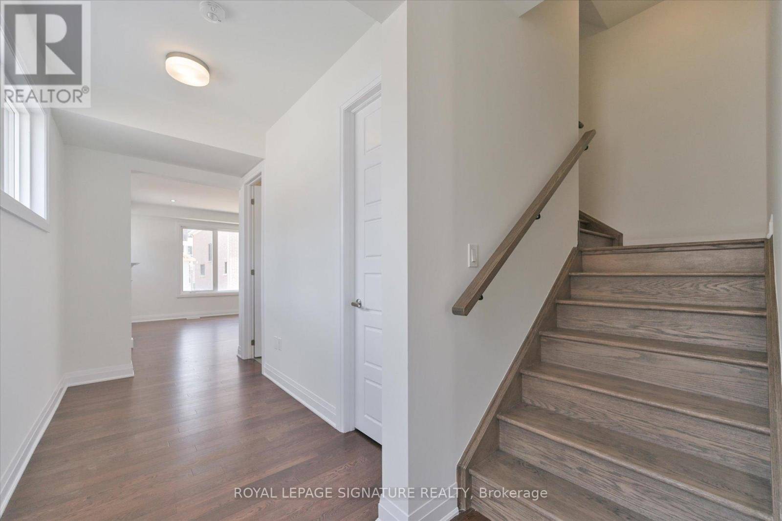 Brampton (northwest Brampton), ON L7A5L9,5 OCEANIC AVENUE