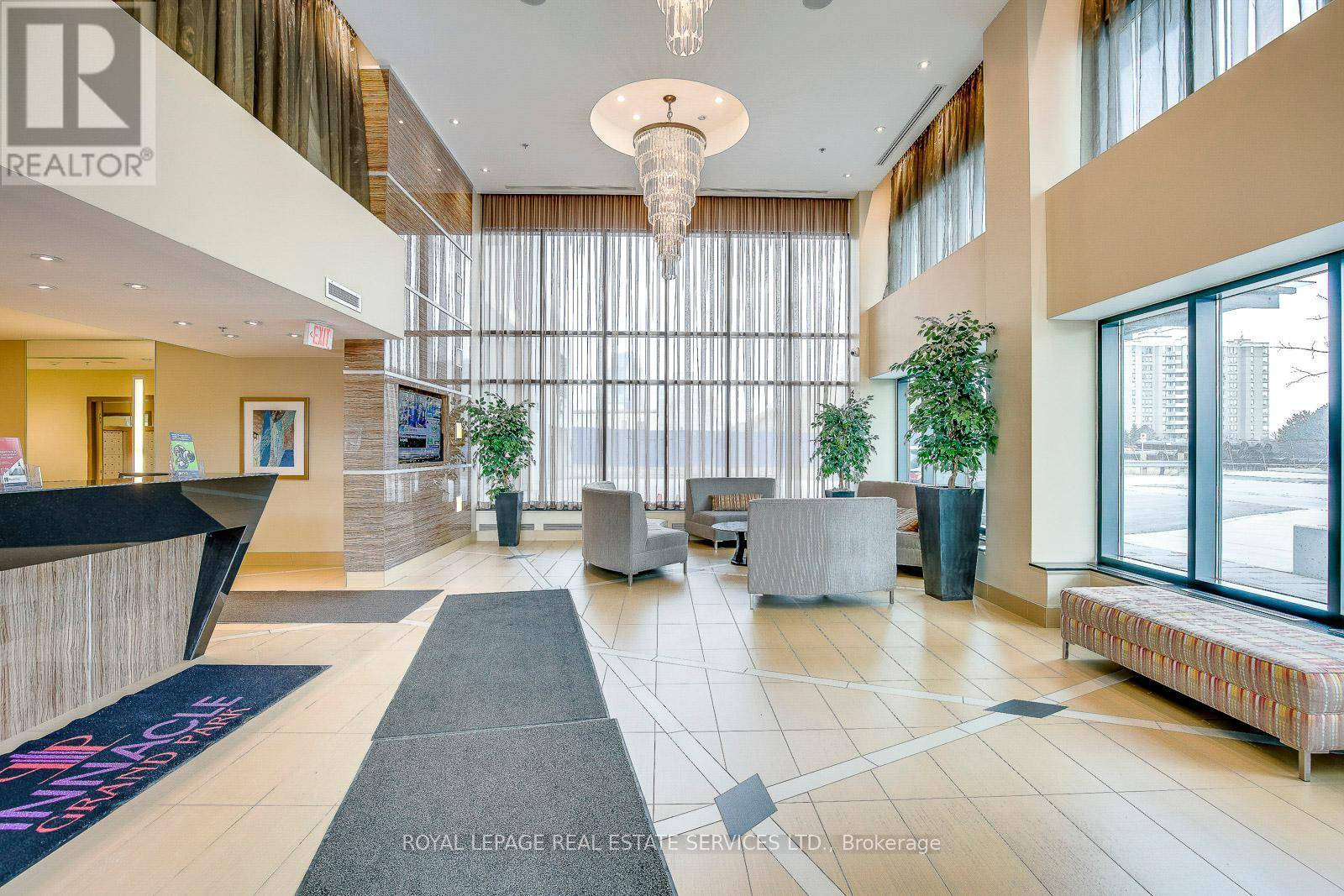 Mississauga (city Centre), ON L5B0H8,3985 Grand Park DR #2401