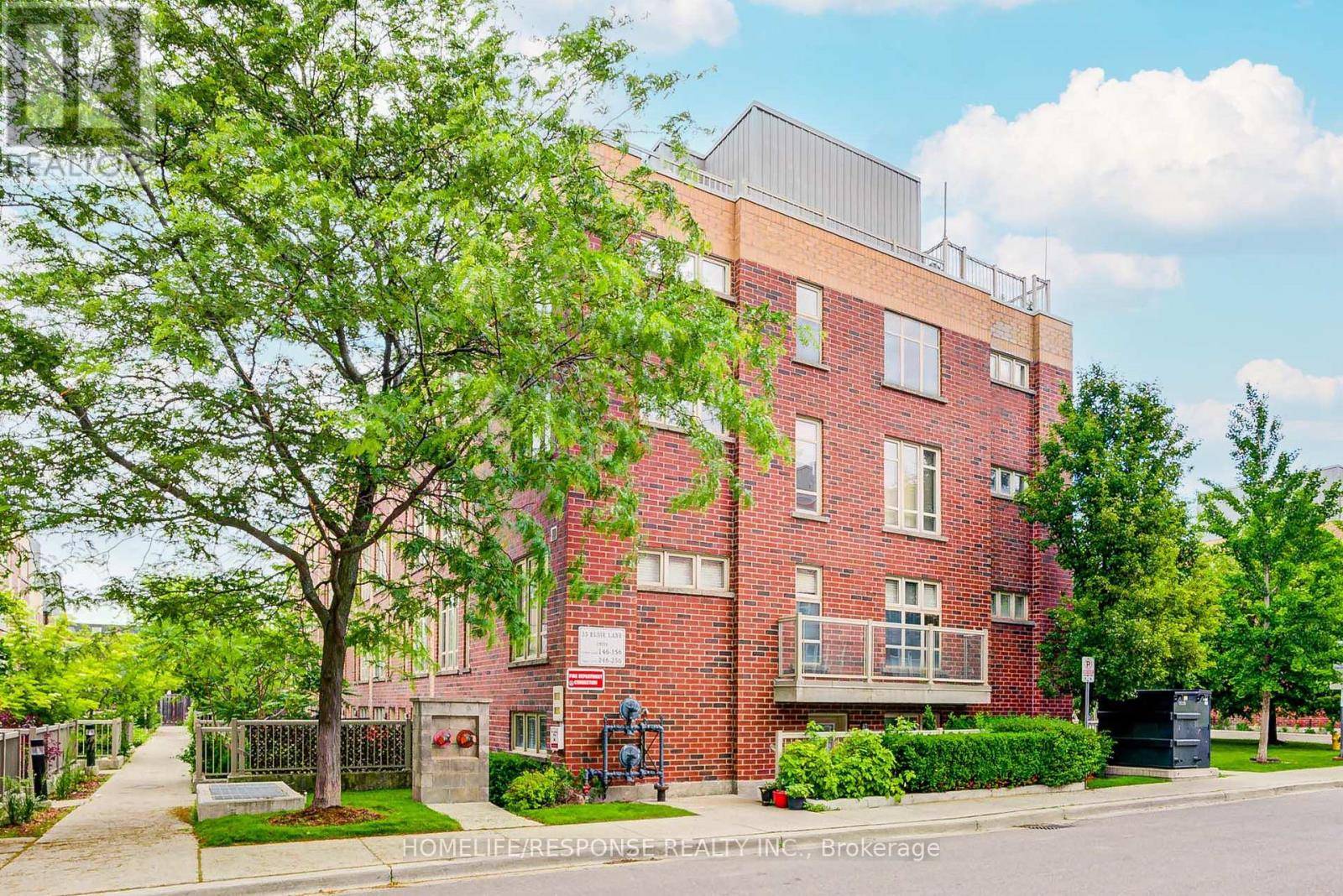 Toronto (dovercourt-wallace Emerson-junction), ON M6P3N3,35 Elsie LN #149