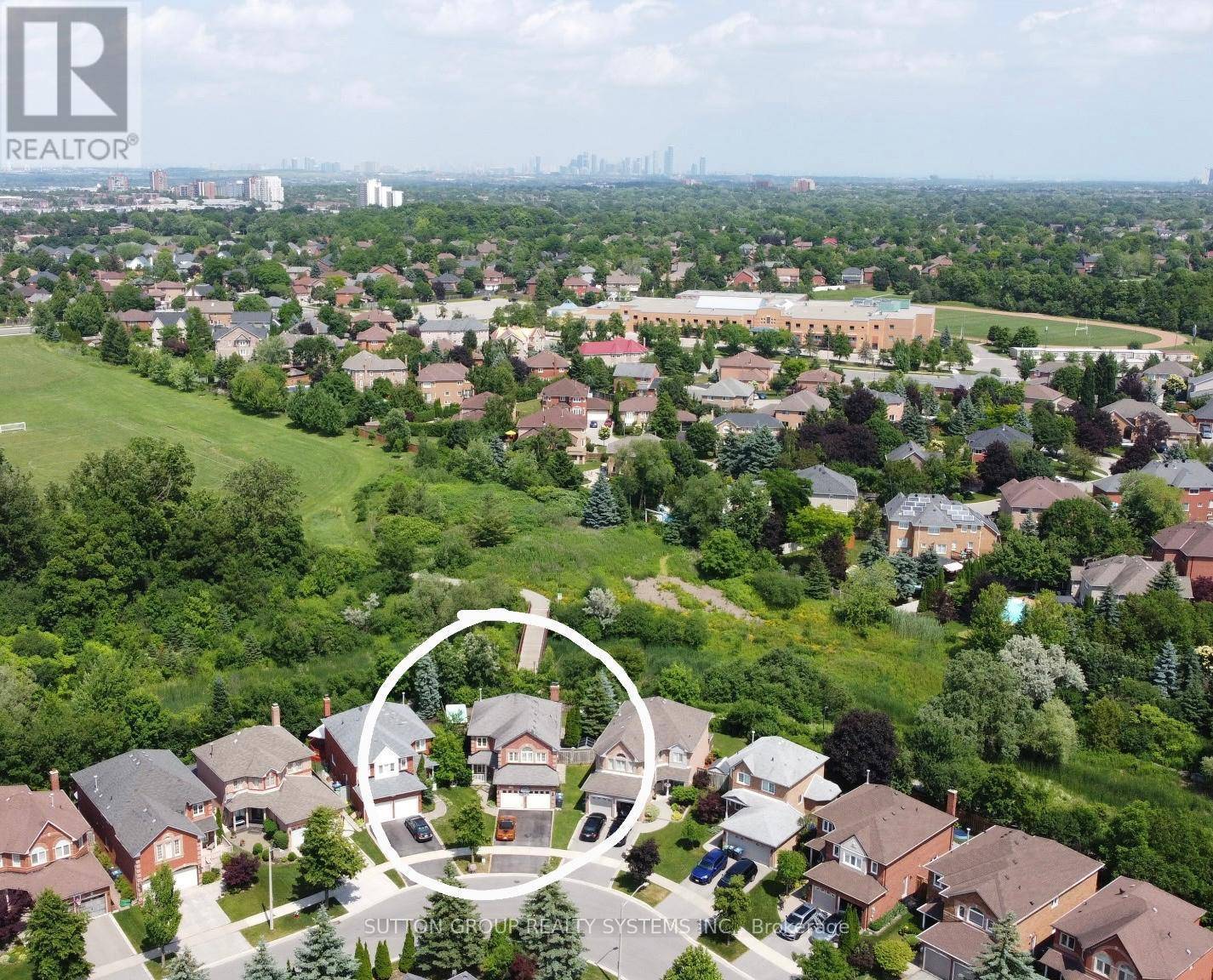 Mississauga (lisgar), ON L5N6T6,6807 GRACEFIELD DRIVE W