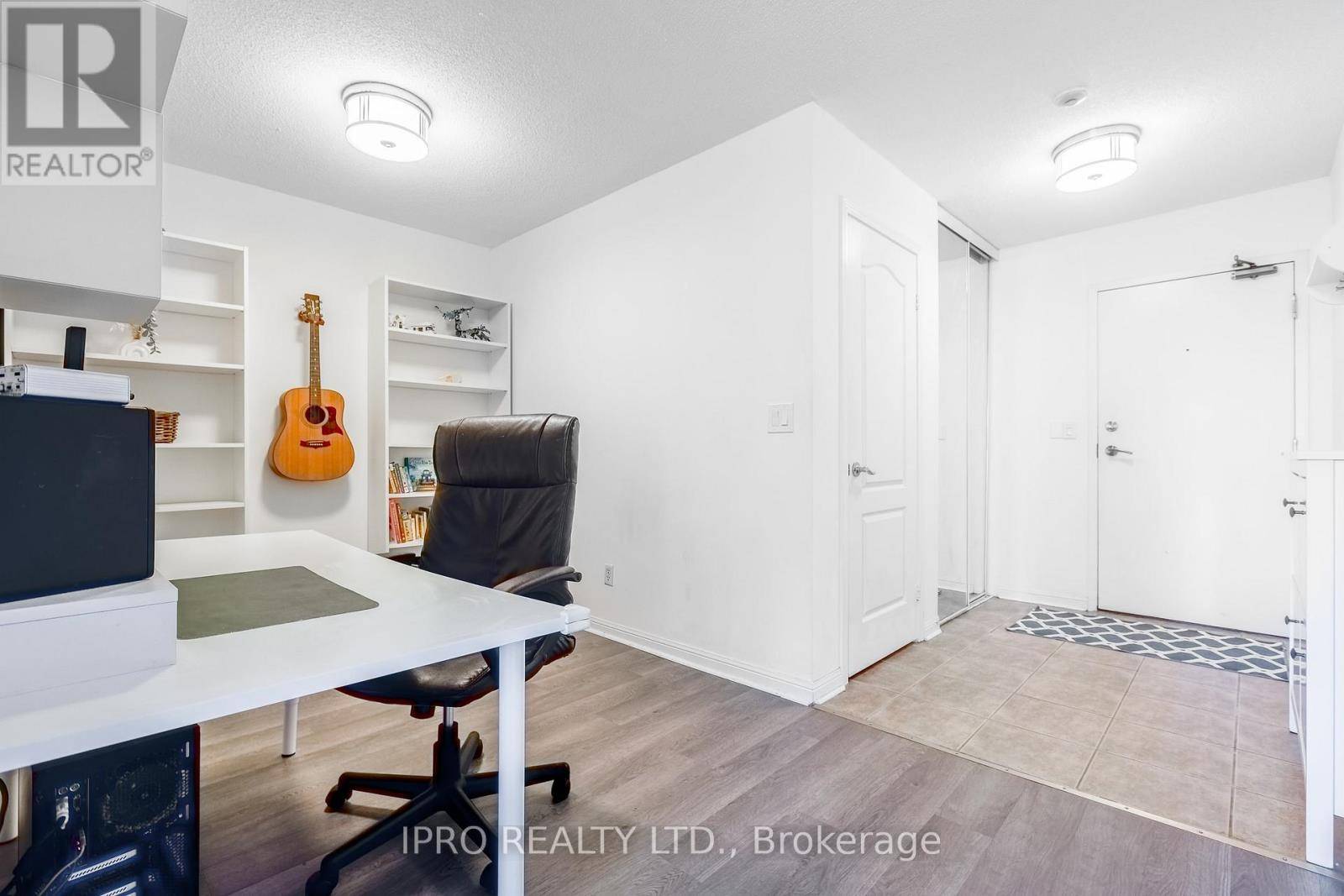 Mississauga (lakeview), ON L5E3K4,1150 Parkwest PL #503