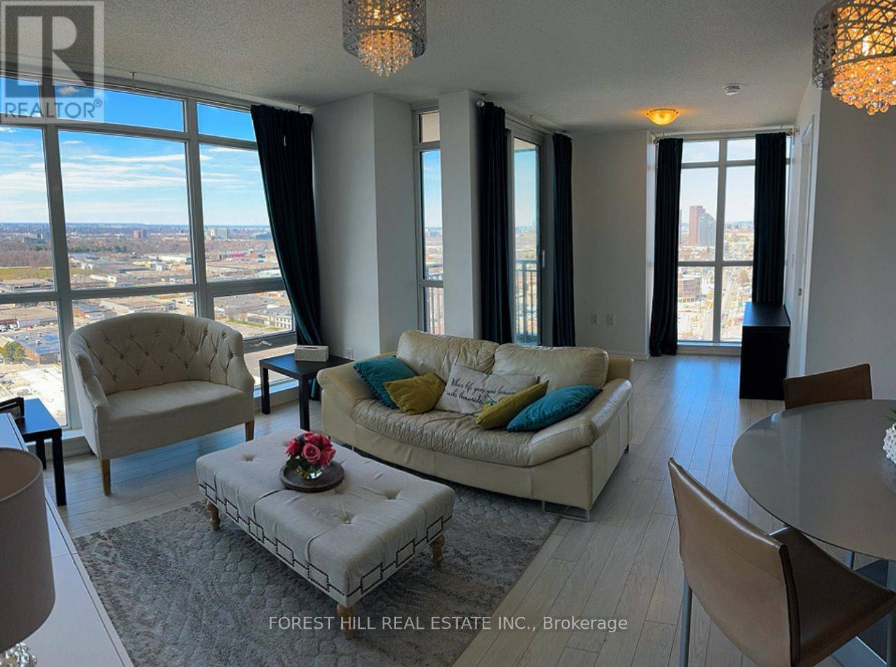 Toronto (yorkdale-glen Park), ON M6A1C3,830 Lawrence AVE West #2502