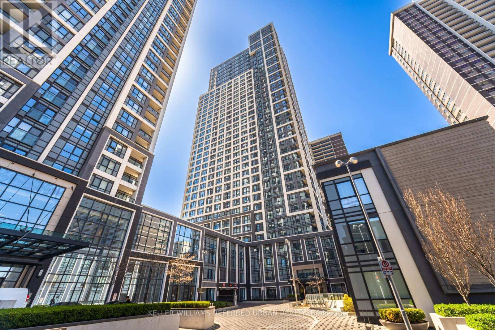 Toronto (islington-city Centre West), ON M9A0C9,9 Mabelle AVE #2422