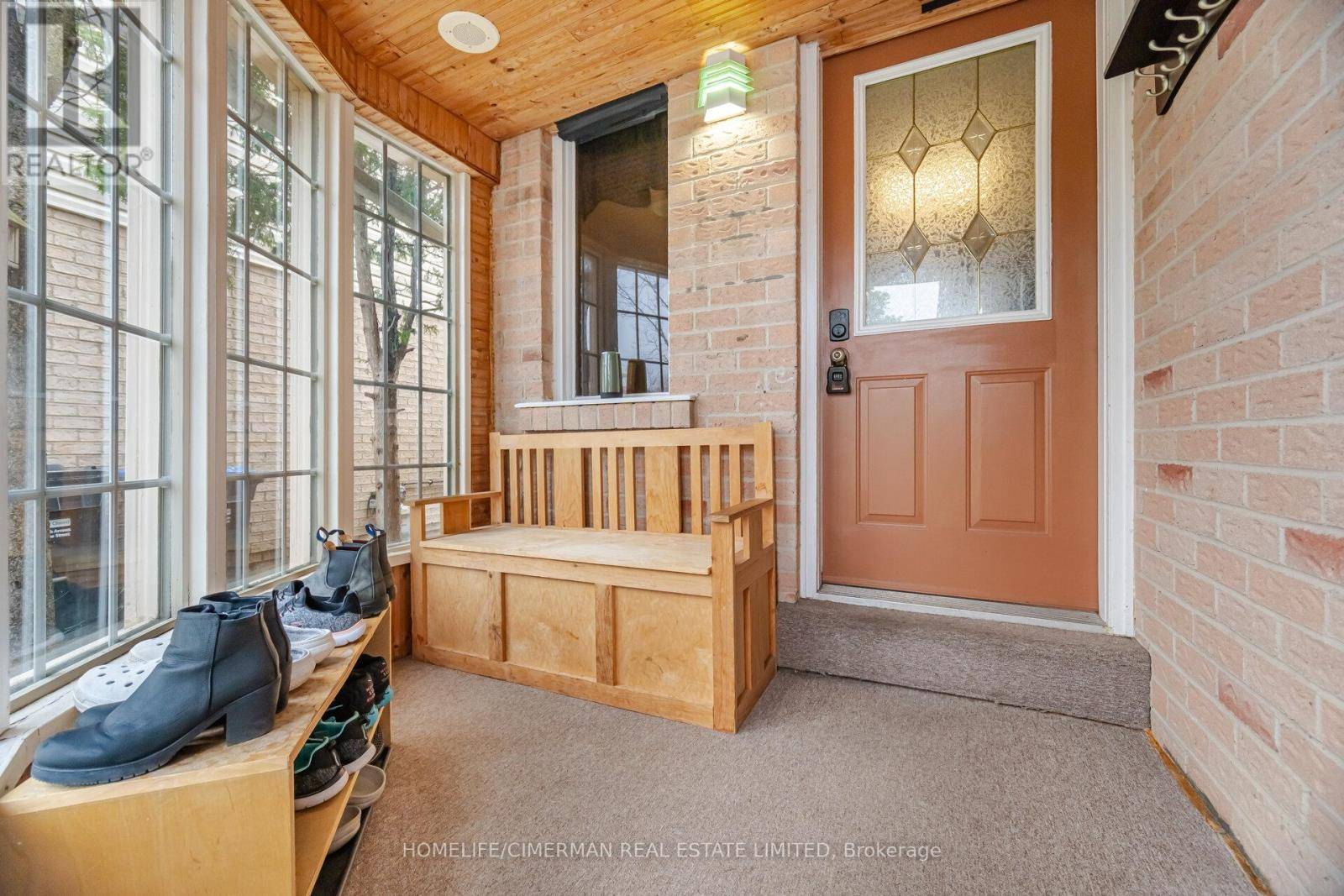 Brampton (brampton West), ON L6X2V2,136 MARTINDALE CRESCENT