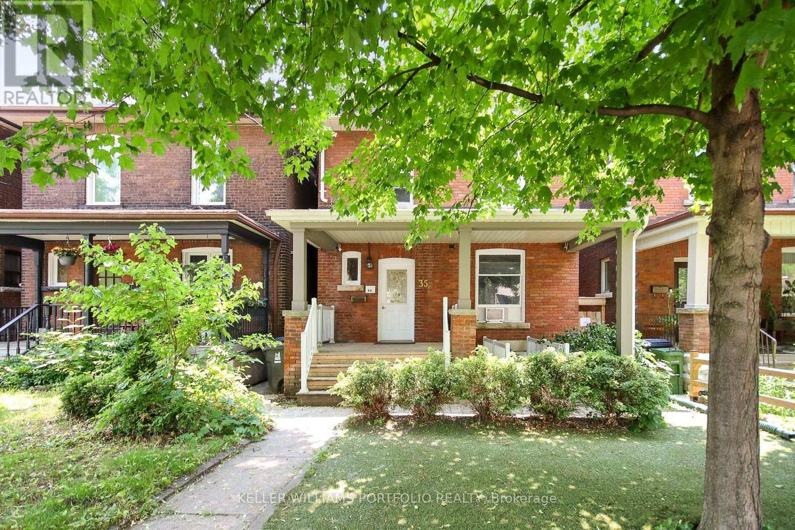 Toronto (high Park North), ON M6P1J6,35 Humberside AVE ##3