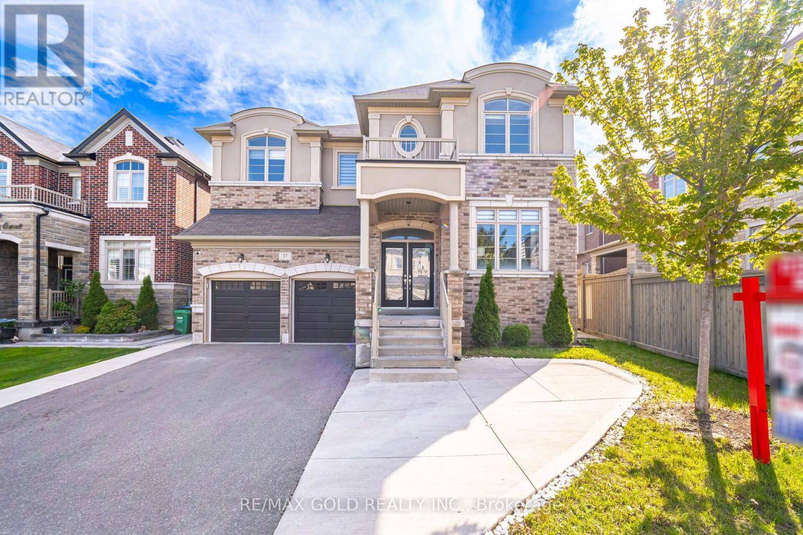Brampton (toronto Gore Rural Estate), ON L6P4H9,37 OBSERVATORY CRESCENT