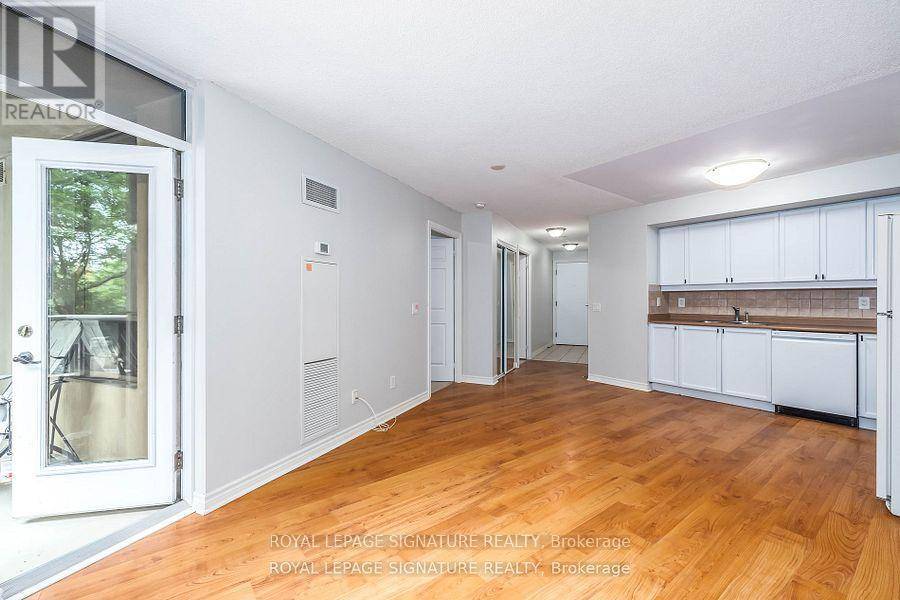 Toronto (west Humber-clairville), ON M9W7J5,710 Humberwood BLVD #209