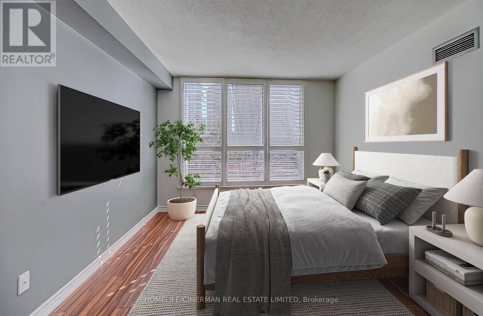 Toronto (high Park-swansea), ON M6S4Y8,20 Southport ST #413