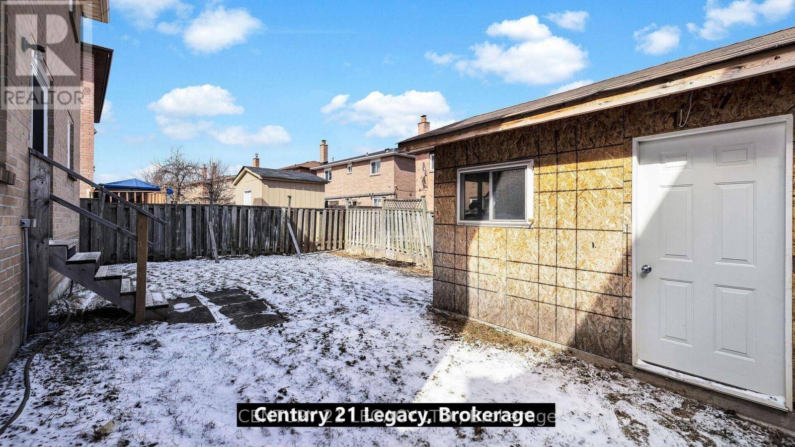 Brampton (northwood Park), ON L6X4C6,19 KIRK DRIVE