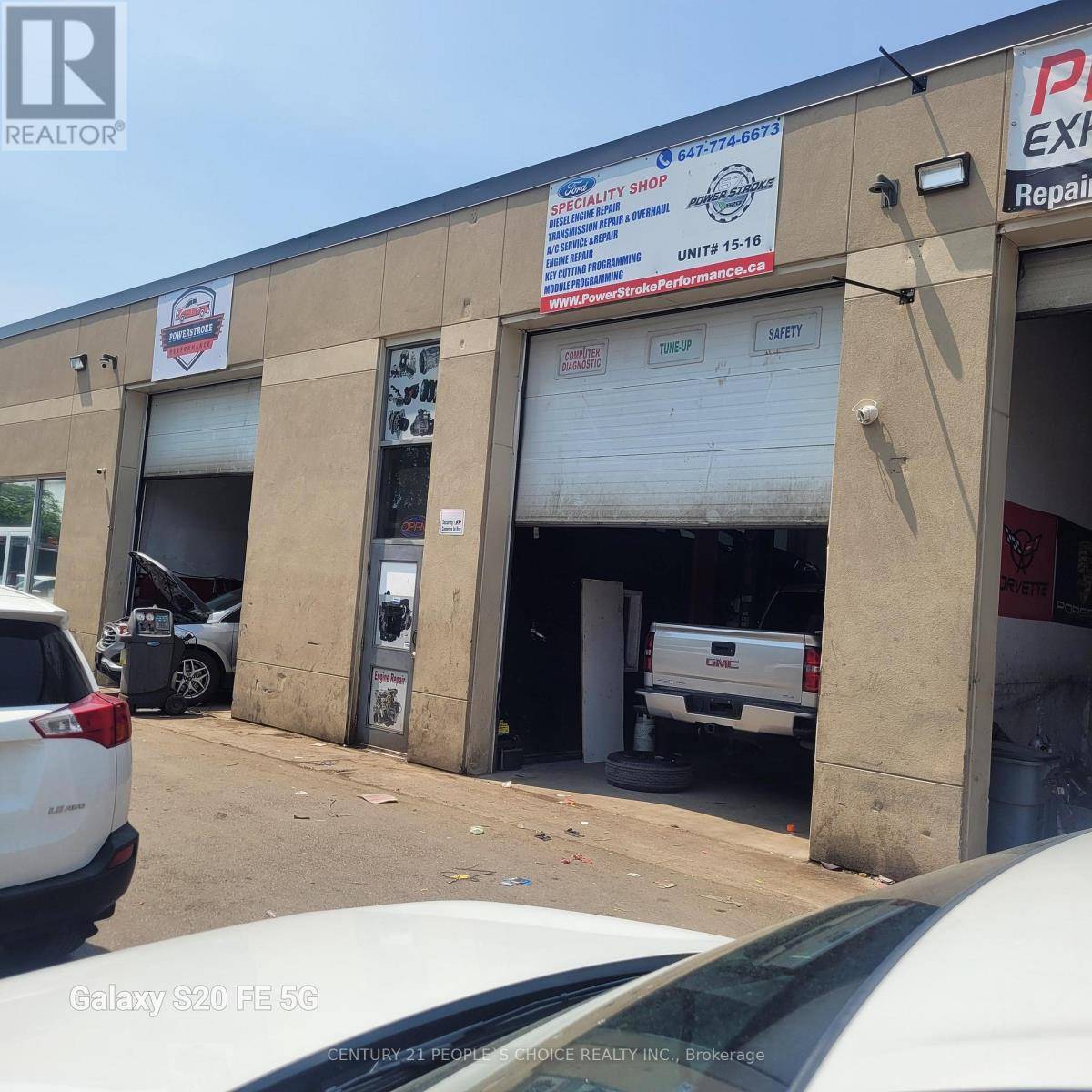Toronto (west Humber-clairville), ON M9V1C2,1776 Albion RD #U15,16