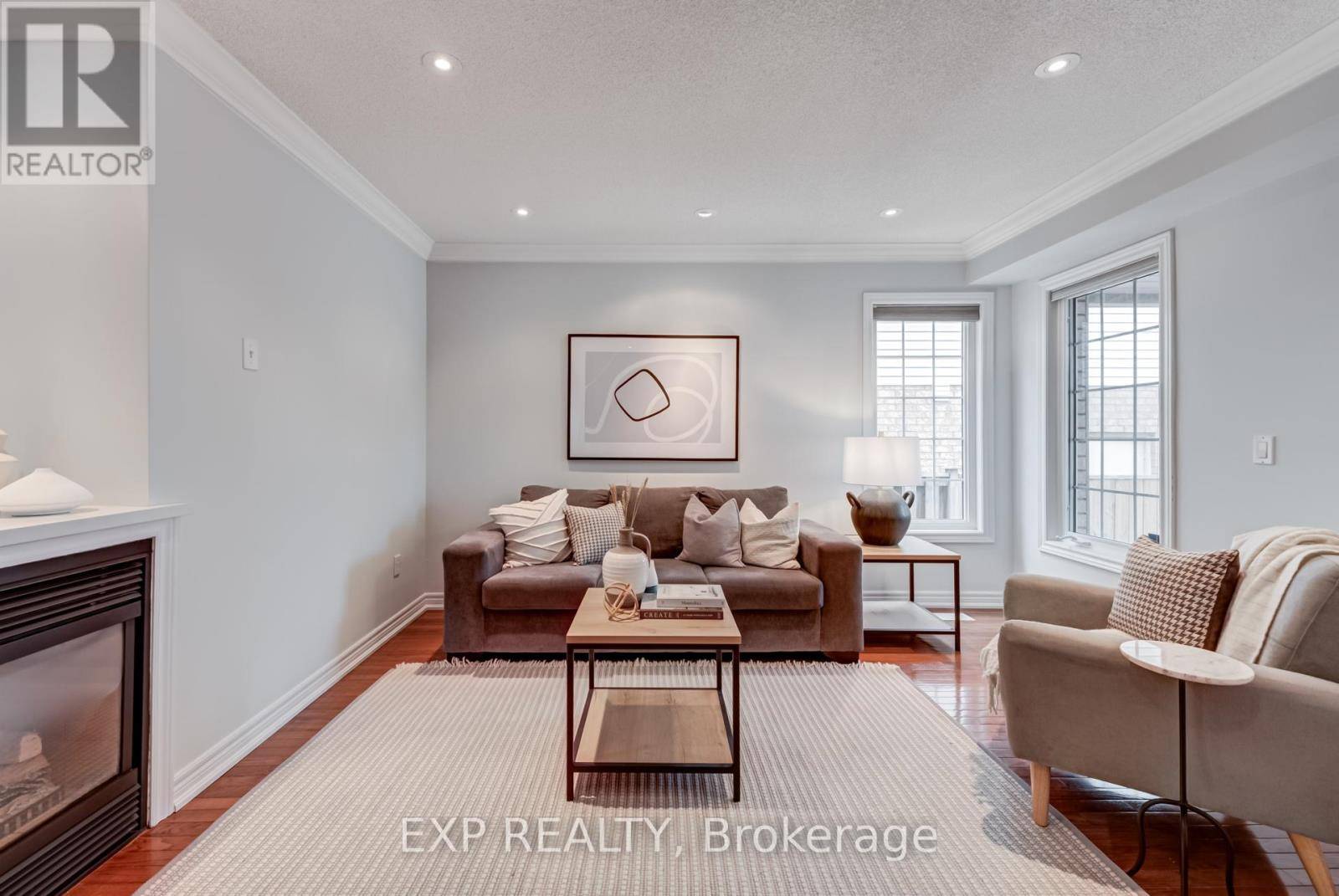 Mississauga (central Erin Mills), ON L5M6E5,2374 BANKSIDE DRIVE