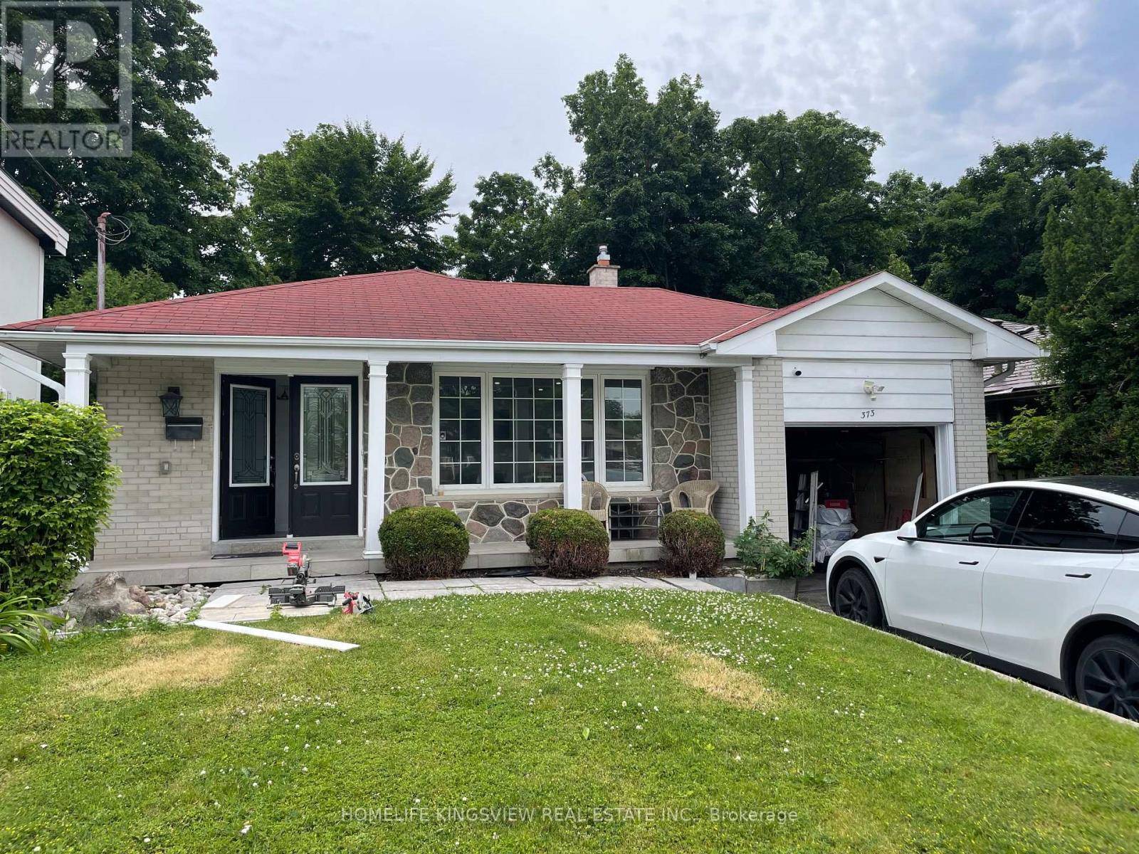 Toronto (islington-city Centre West), ON M9B2M2,373 RATHBURN ROAD