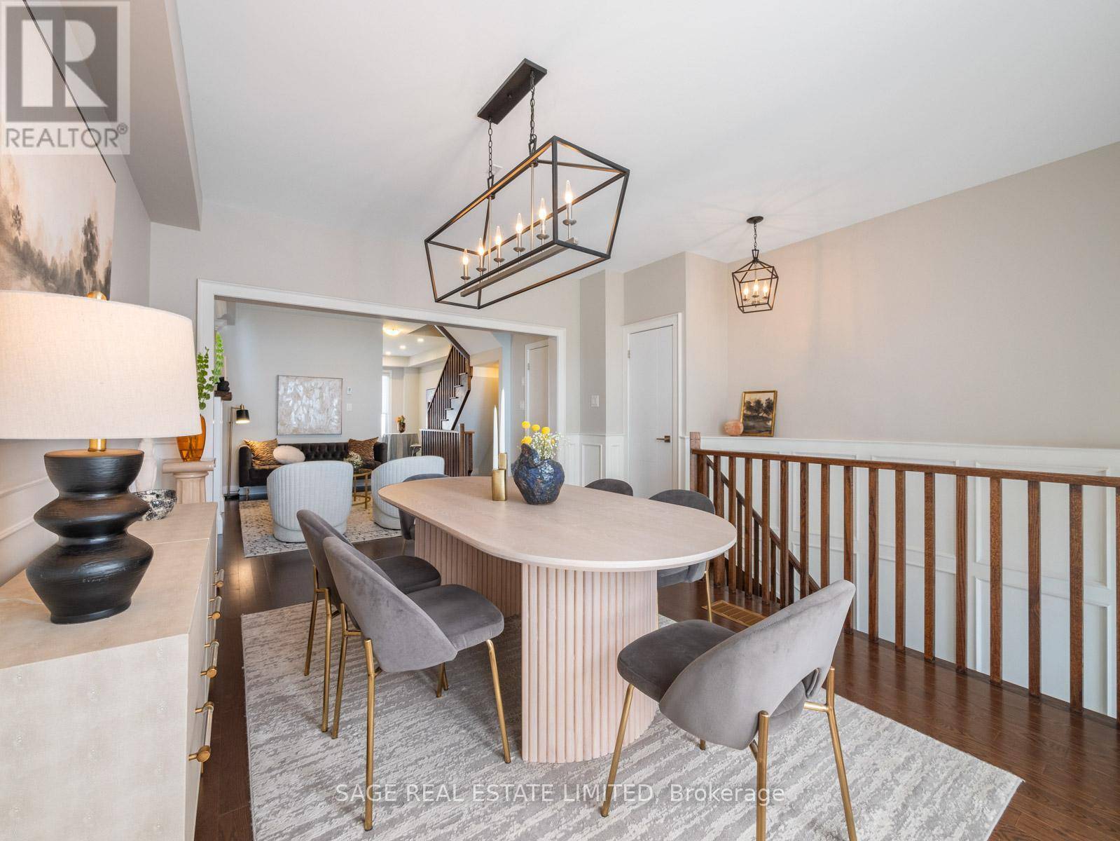 Mississauga (lakeview), ON L5G0B3,608 MERMAID CRESCENT