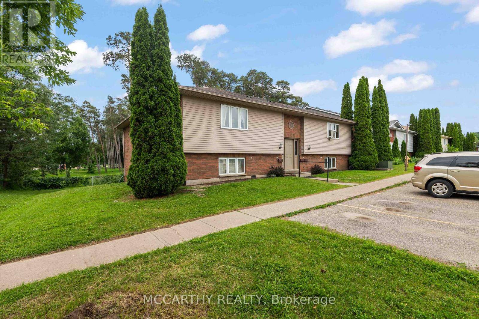 Orangeville, ON L9W3B1,50 Third ST #H