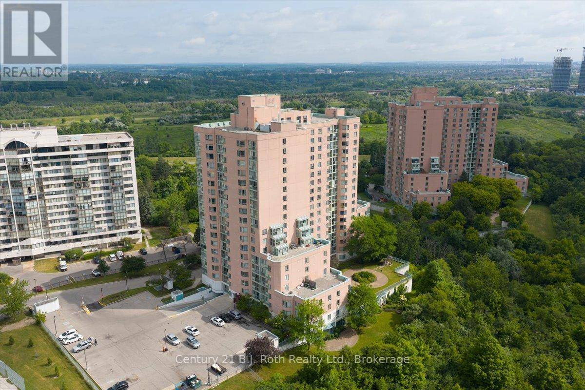 Toronto (mount Olive-silverstone-jamestown), ON M9V5E6,41 MARKBROOK LN #614