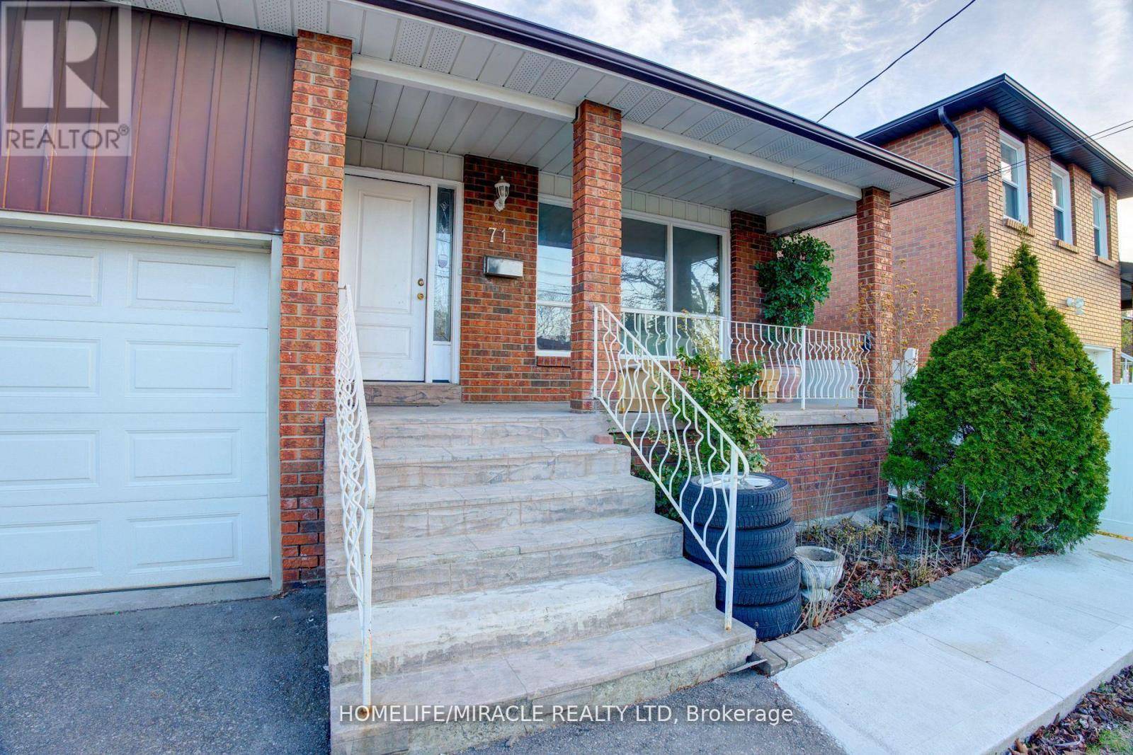 Toronto (kingsview Village-the Westway), ON M9R1V1,71 KINGSVIEW BOULEVARD
