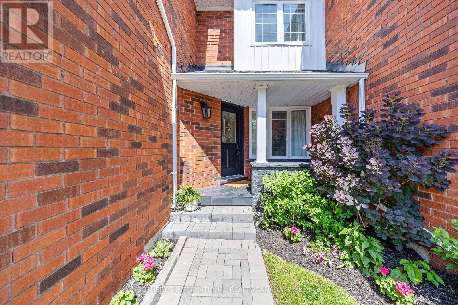 Halton Hills (georgetown), ON L7G5S1,110 JAMES YOUNG DRIVE