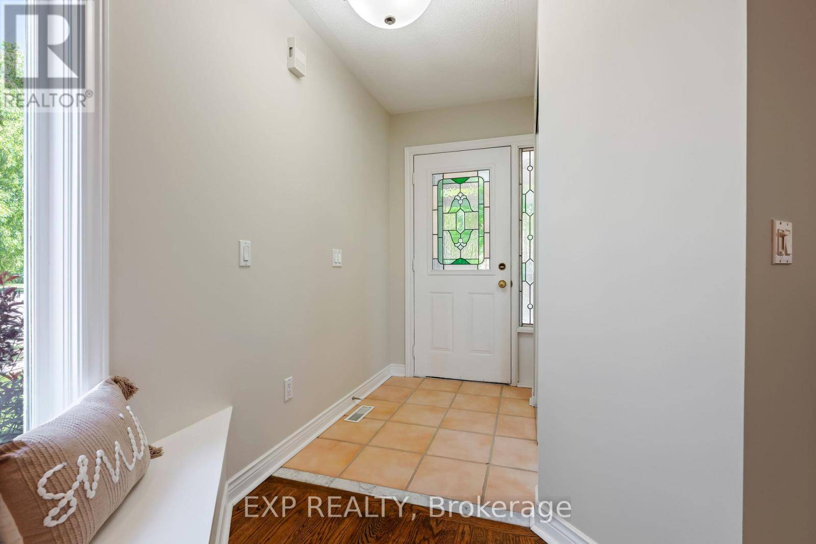 Orangeville, ON L9W4X7,339 COTTONWOOD STREET