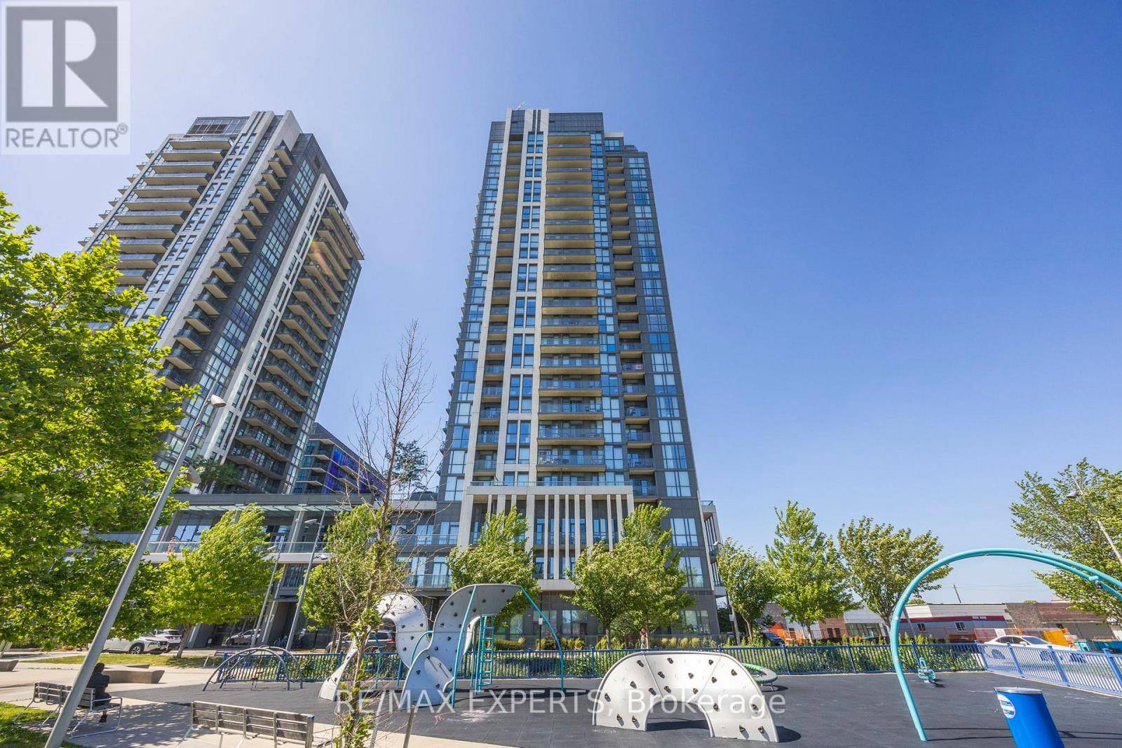 Toronto (islington-city Centre West), ON M8Z4Z6,17 Zorra ST #2205